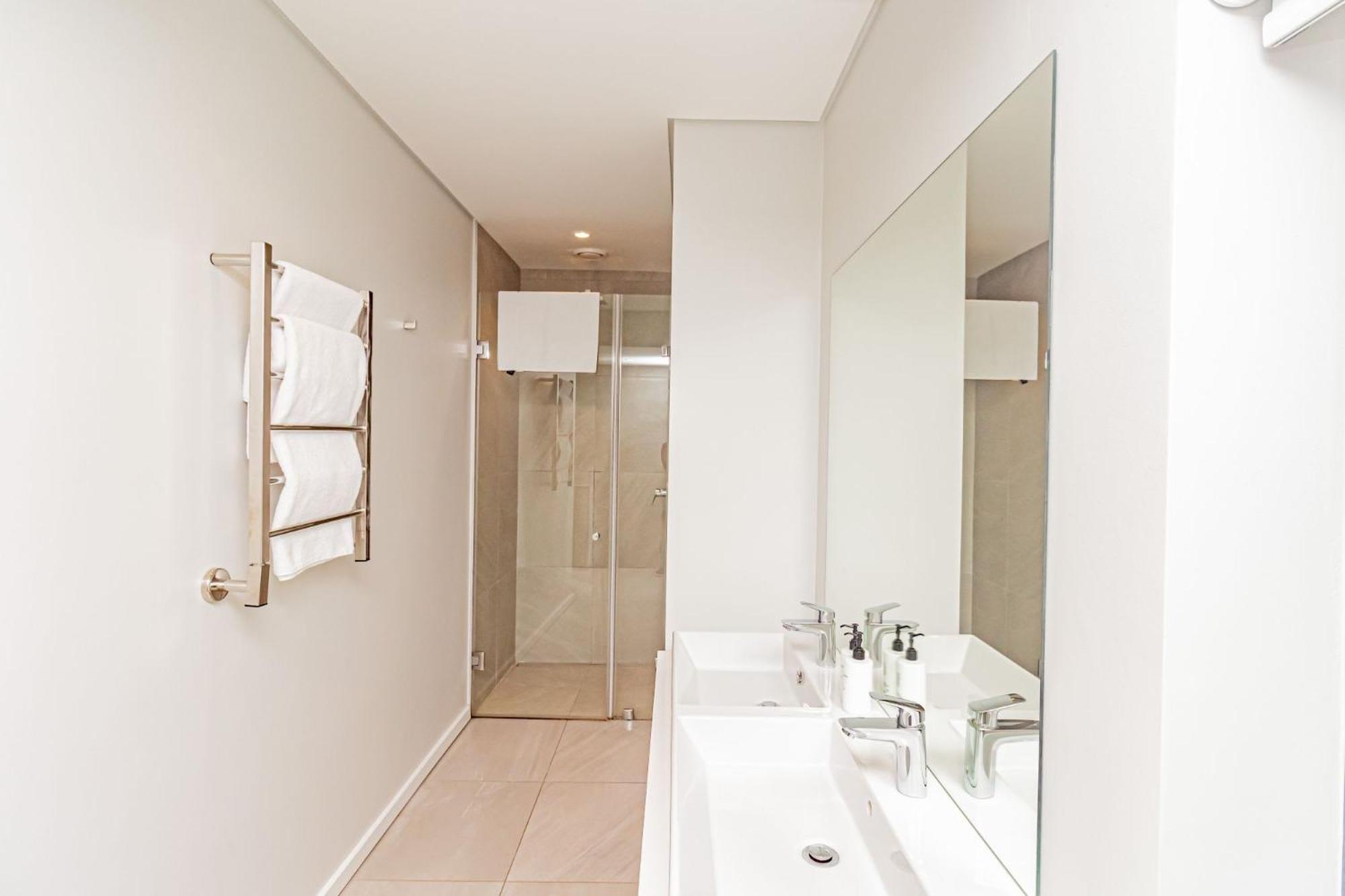 9 On S Appartement *