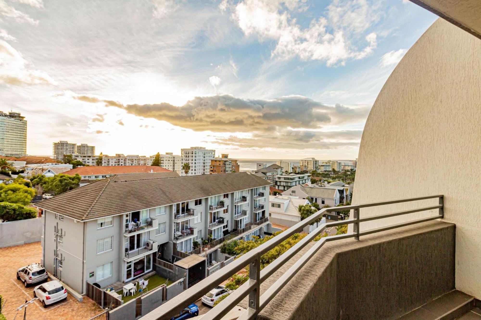 9 On S Appartement *